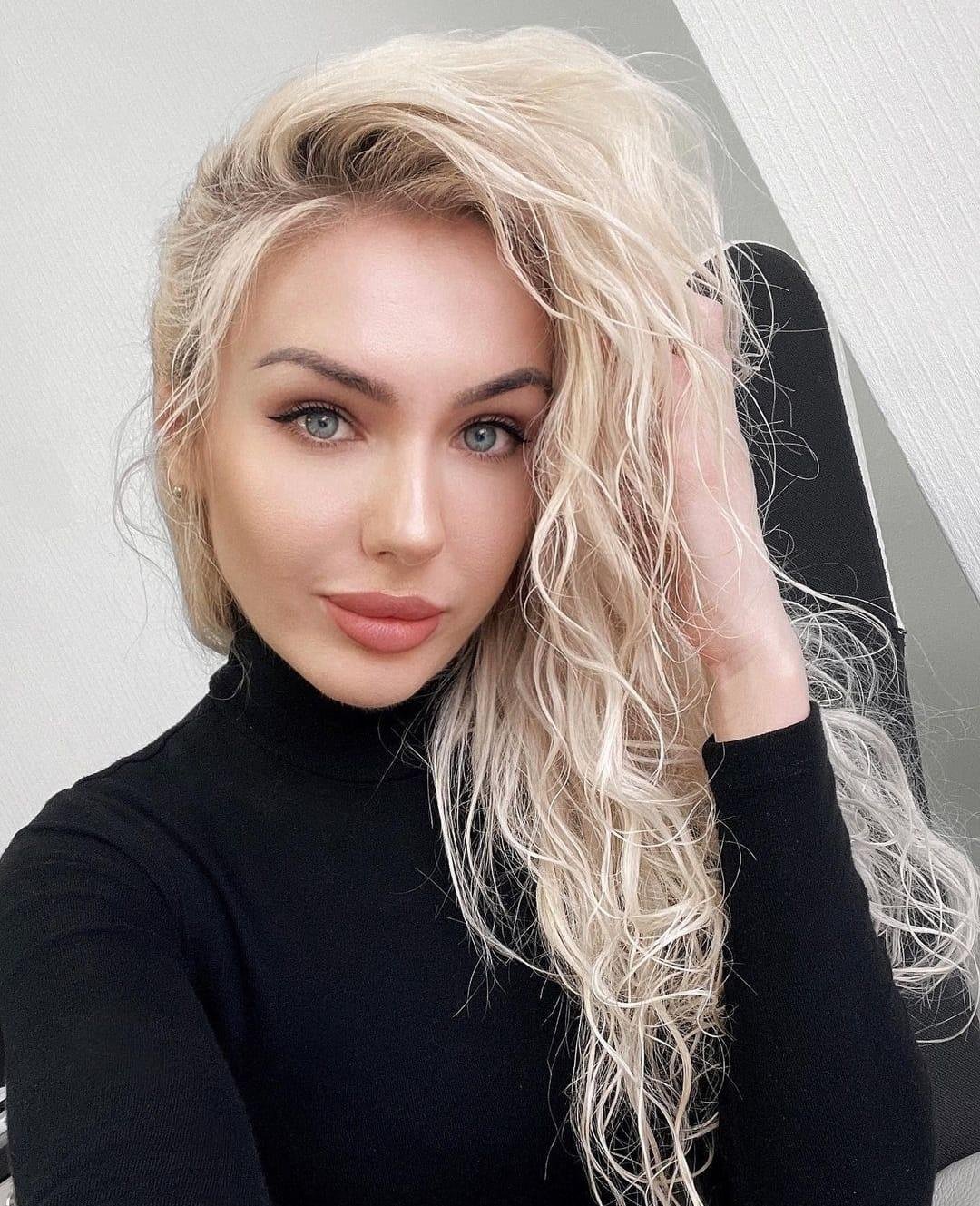 İzmit Aşka Doymuş Kadın Escort Rabia İzmit Aşka Doymuş Kadın Escort Rabia